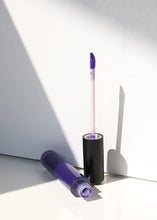 Load image into Gallery viewer, Kleancolor Madly Matte Lip Gloss- Dark & Wild