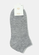 Load image into Gallery viewer, Solid Color Low-Cut Socks
