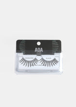 Load image into Gallery viewer, AOA Studio Eyelashes - Madelynn
