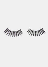 Load image into Gallery viewer, AOA Studio Eyelashes - Madelynn
