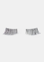 Load image into Gallery viewer, AOA Studio Eyelashes - Caroline
