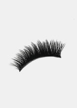 Load image into Gallery viewer, Paw Paw: 3D Faux Mink Lashes - Yoni
