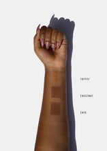 Load image into Gallery viewer, AOA Perfect Pressed Powder - Chestnut
