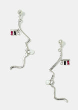 Load image into Gallery viewer, Modern Side Profile Face Earrings
