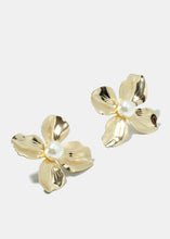 Load image into Gallery viewer, Flower &amp; Pearl Earrings
