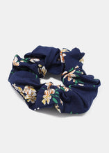 Load image into Gallery viewer, Flower Print Scrunchies
