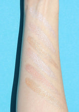 Load image into Gallery viewer, AOA POW-lighter: Sun Ray
