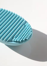 Load image into Gallery viewer, AOA Brush Cleaning Egg - Baby Blue
