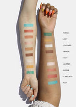Load image into Gallery viewer, a2o Single Eyeshadow - Ruffle
