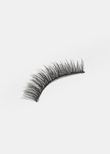 Load image into Gallery viewer, Paw Paw: 3D Faux Mink Lashes - Christine
