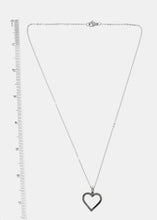 Load image into Gallery viewer, Heart Pendant Chain Necklace
