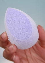 Load image into Gallery viewer, Paw Paw: Microfiber Wonder Blender - Lavender Cut Teardrop
